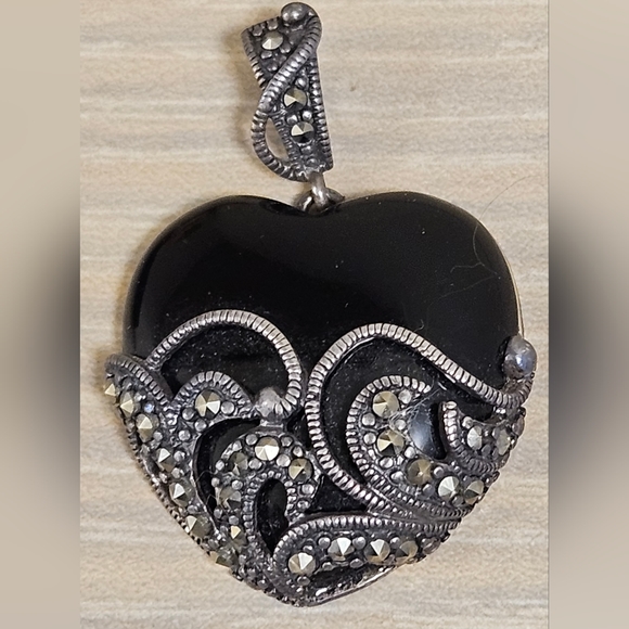 Onyx & Marcasite 3D Heart 925 Sterling Silver Pendant $245 - Picture 10 of 14
